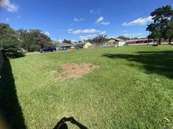 607 Earl St, New Roads, LA 70760