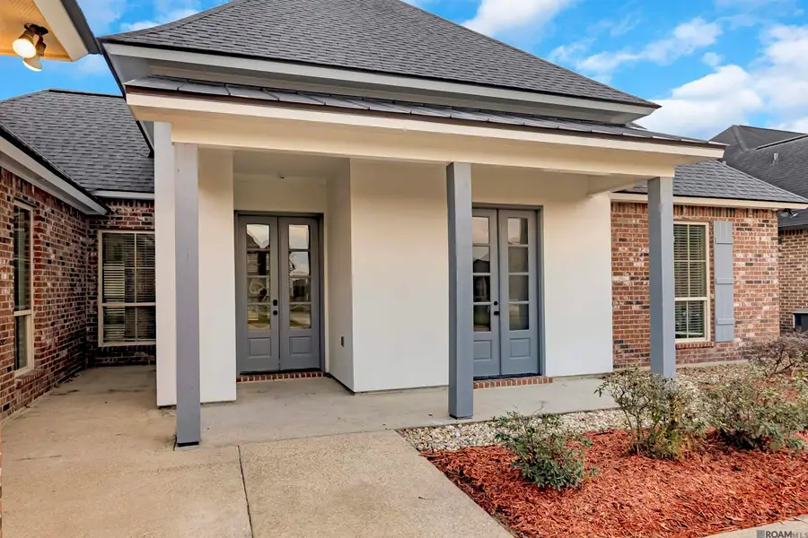 40285 Buchanan Ct, Prairieville, LA 70769 - #2
