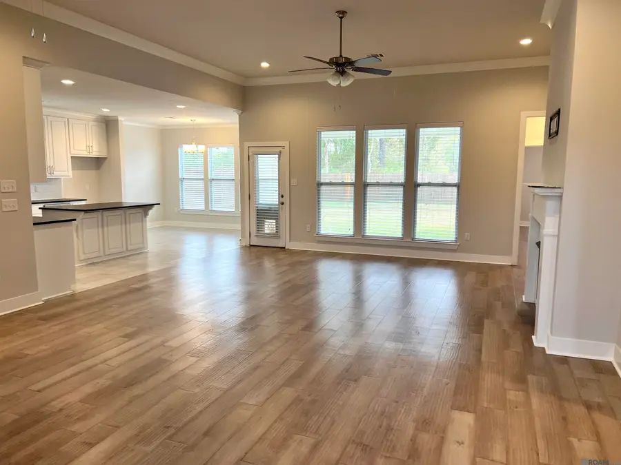 39177 High Creek Ave, Gonzales, LA 70737 - Image #3