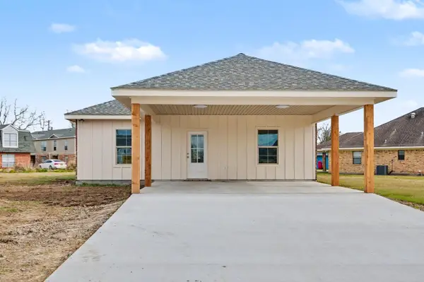 196 Belle Isle Dr, Thibodaux, LA 70301