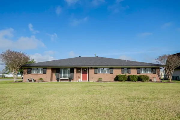 301 Estate Dr, Houma, LA 70364
