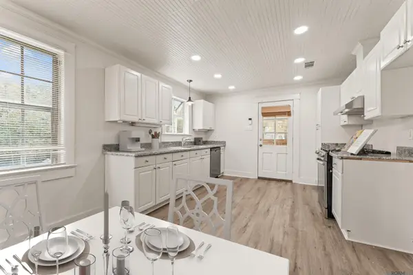 1018 Rodeo Dr, Denham Springs, LA 70726