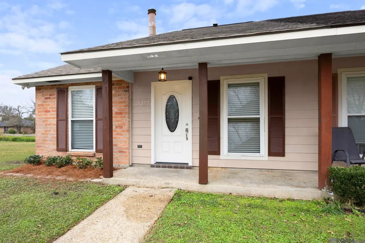 37277 Northwood Aly, Prairieville, LA 70769 - Image #1