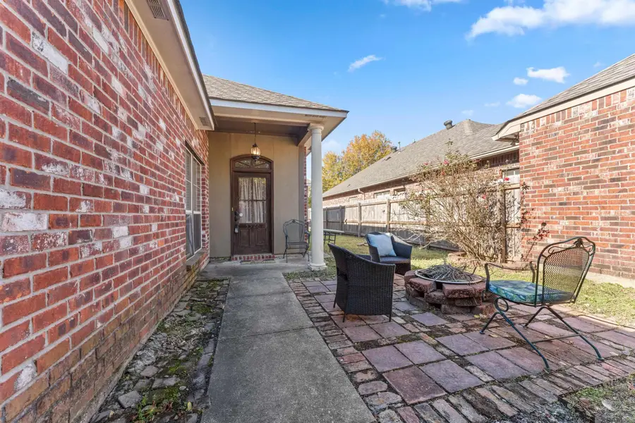 5526 Ducros Dr, Baton Rouge, LA 70820 - Image #3