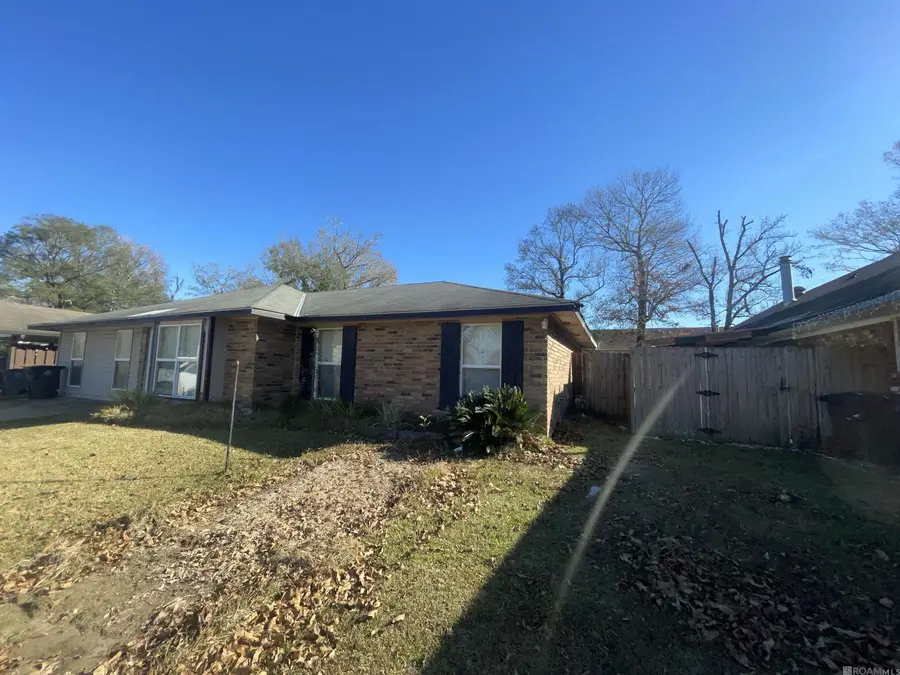 1635 Outrigger Dr, Baton Rouge, LA 70816 - Image #2