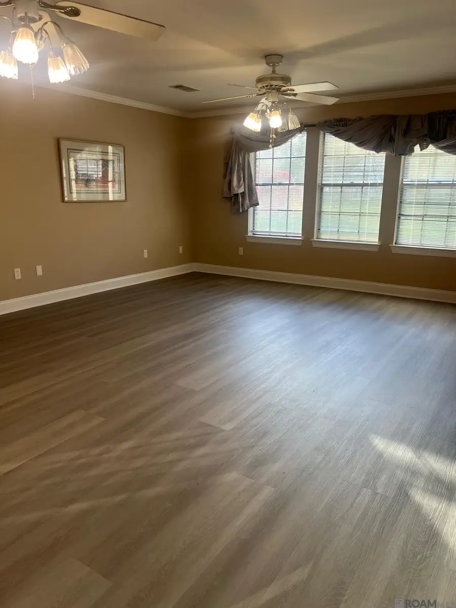 18506 Belle Grove Rd, Prairieville, LA 70769 - #2