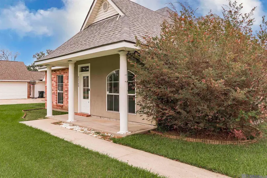 42168 Stone Ridge Ave, Prairieville, LA 70769 - Image #2