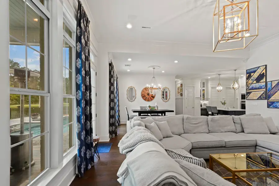 9421 St Andrews Ct, Denham Springs, LA 70726 - Image #3