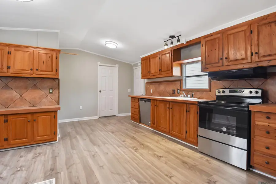 44345 Braud St, Sorrento, LA 70778 - Image #2