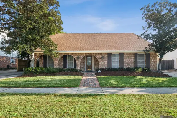 4425 Elmwood Parkway, Metairie, LA 70003