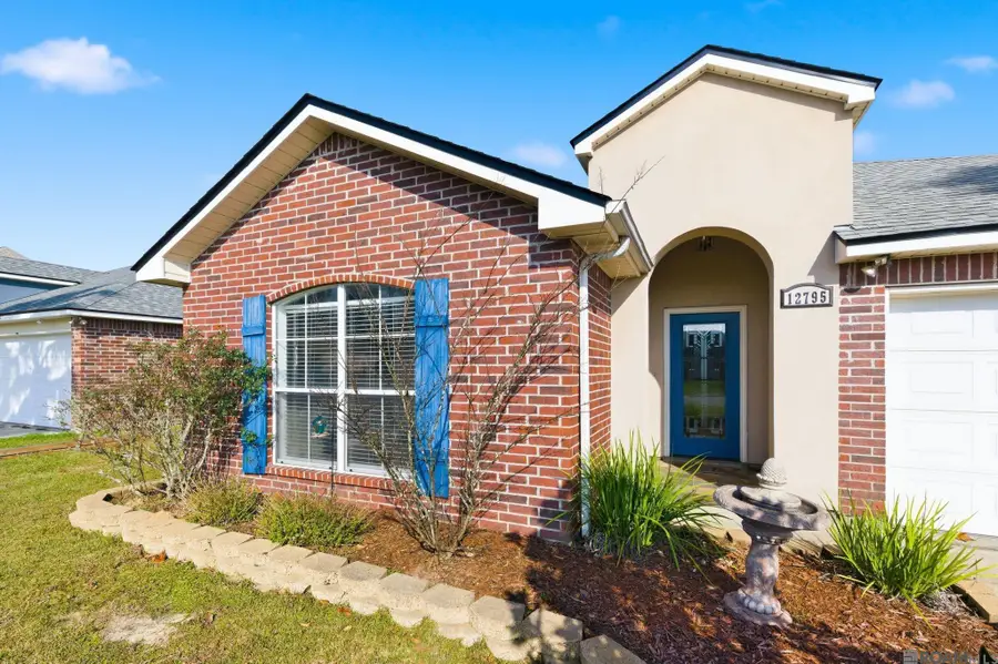 12795 Bonnie Bleu Dr, Denham Springs, LA 70726 - Image #3