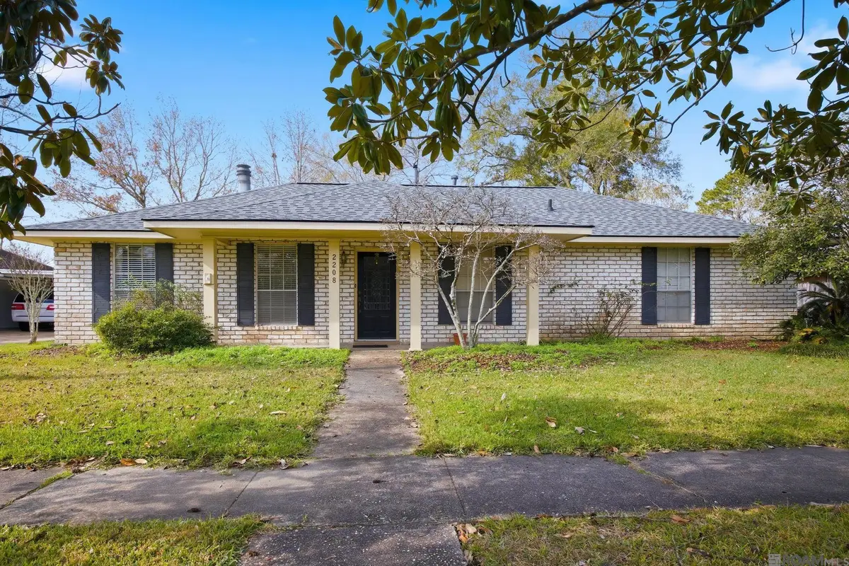 2208 Sprucewood Dr, Baton Rouge, LA 70816 - Image #1