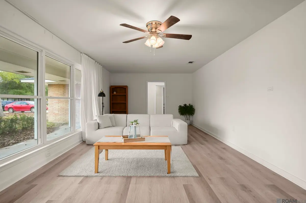 555 Woodhaven St, Baton Rouge, LA 70815 - #1