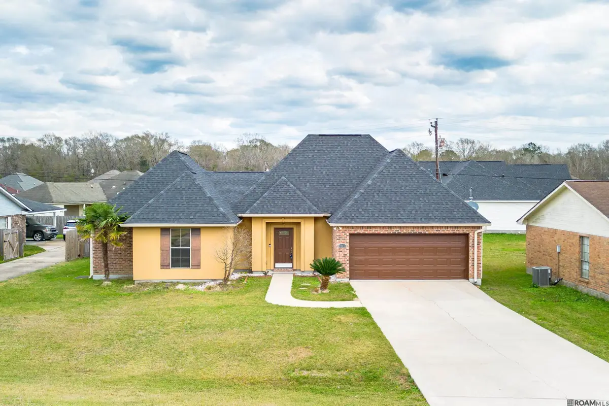 18036 Judith Dr, Zachary, LA 70791 - #1