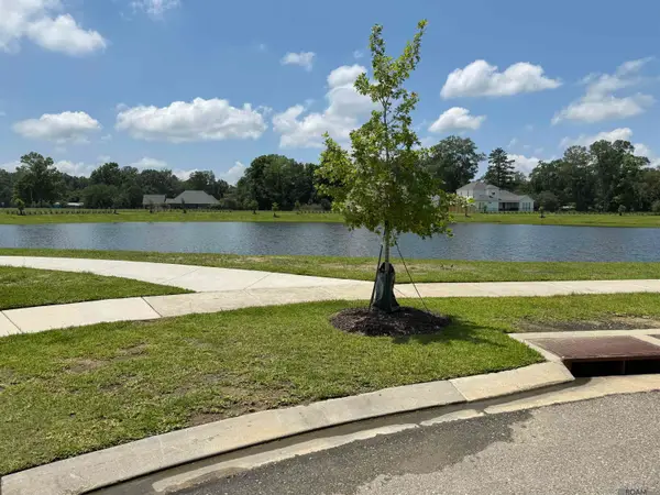 4095 Ambassador Ci, Zachary, LA 70791