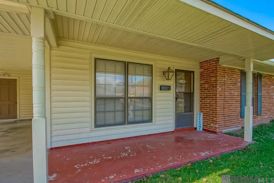 3045 Woodcrest Dr, Baton Rouge, LA 70814 - Image #3