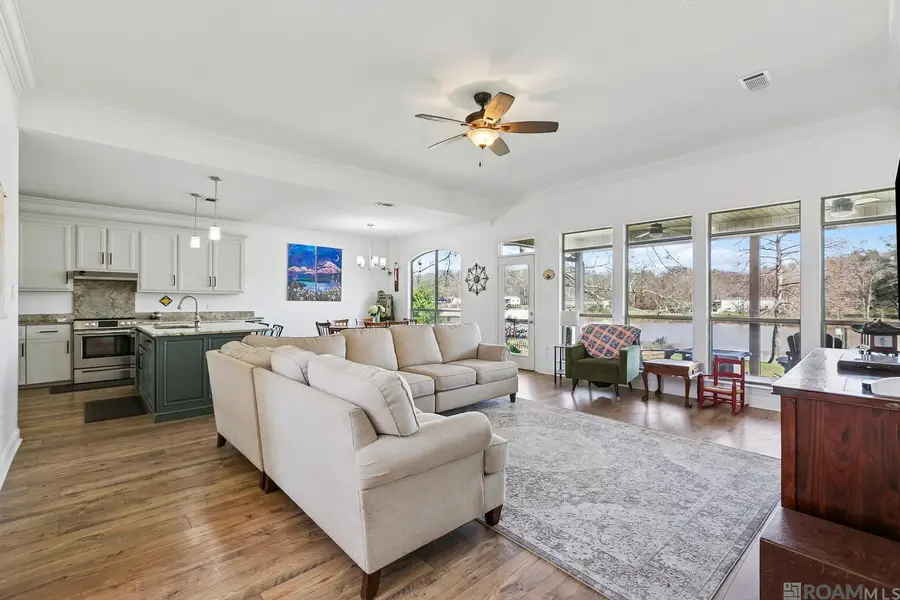 13786 Bayou Terrace Dr, Saint Amant, LA 70774 - #3