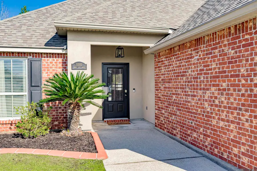 11553 Mary Lee Dr, Denham Springs, LA 70726 - Image #2