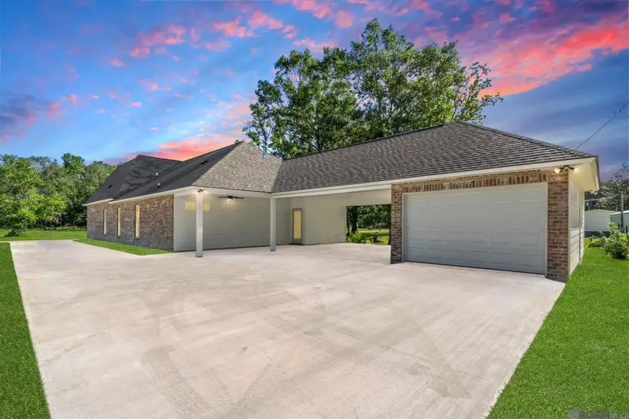 31872 Netterville Rd, Denham Springs, LA 70726 - Image #3