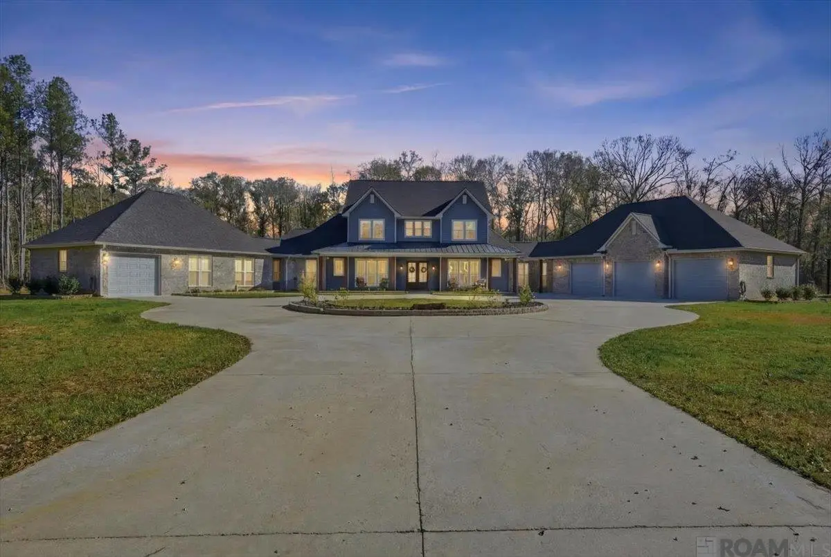 215 Burkett Ln, Denham Springs, LA 70706 - Image #1