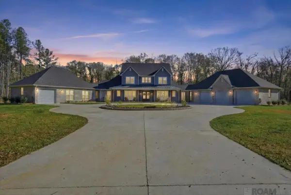 215 Burkett Ln, Denham Springs, LA 70706