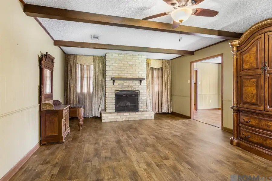 717 Tom Dr, Denham Springs, LA 70726 - Image #2