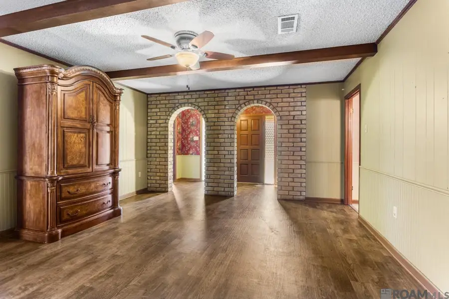 717 Tom Dr, Denham Springs, LA 70726 - Image #3