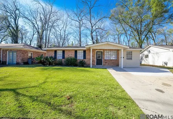 226 Lafitte Dr, Baton Rouge, LA 70819