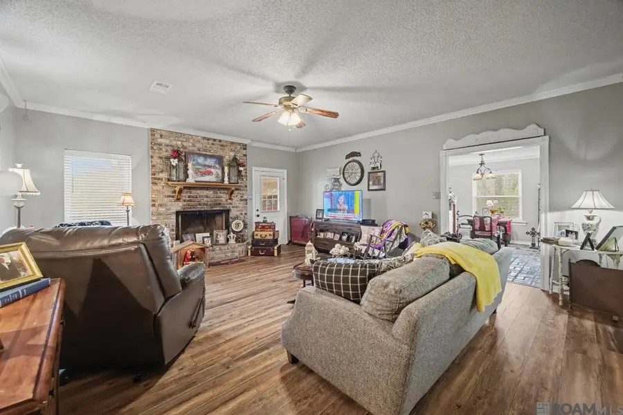 6424 Lawnridge Dr, Baton Rouge, LA 70818 - Image #3