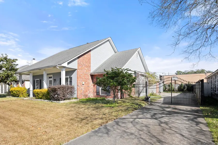 5933 Woodlawn Park Ct, Baton Rouge, LA 70817 - Image #2