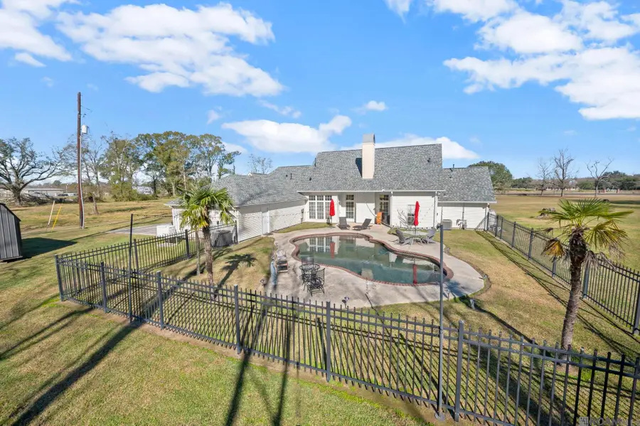 42321 La Hwy 30, Gonzales, LA 70737 - #3