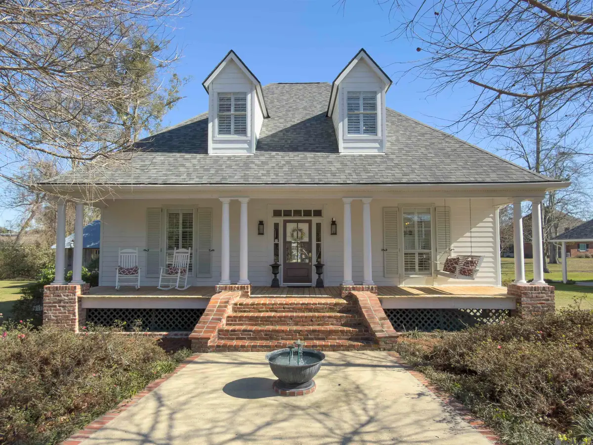 36463 N Swamp Rd, Prairieville, LA 70769 - #1