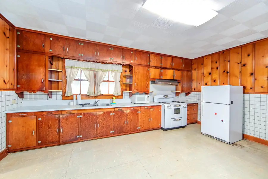 109 West Ave, Napoleonville, LA 70390 - #2