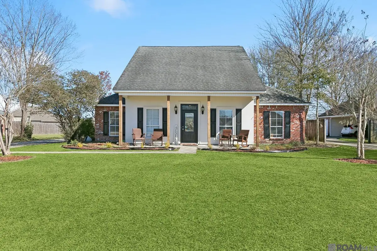 36340 Lucas Dr, Denham Springs, LA 70706 - #1