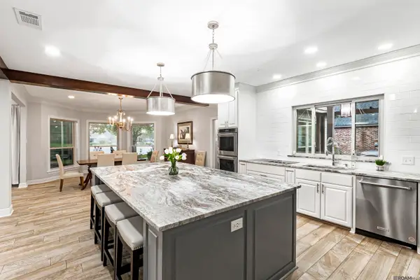 13725 Briarlake Ave, Baton Rouge, LA 70809