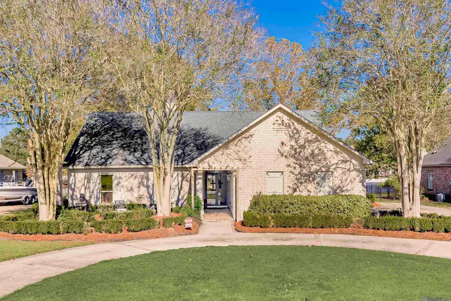 13725 Briarlake Ave, Baton Rouge, LA 70809 - Image #2