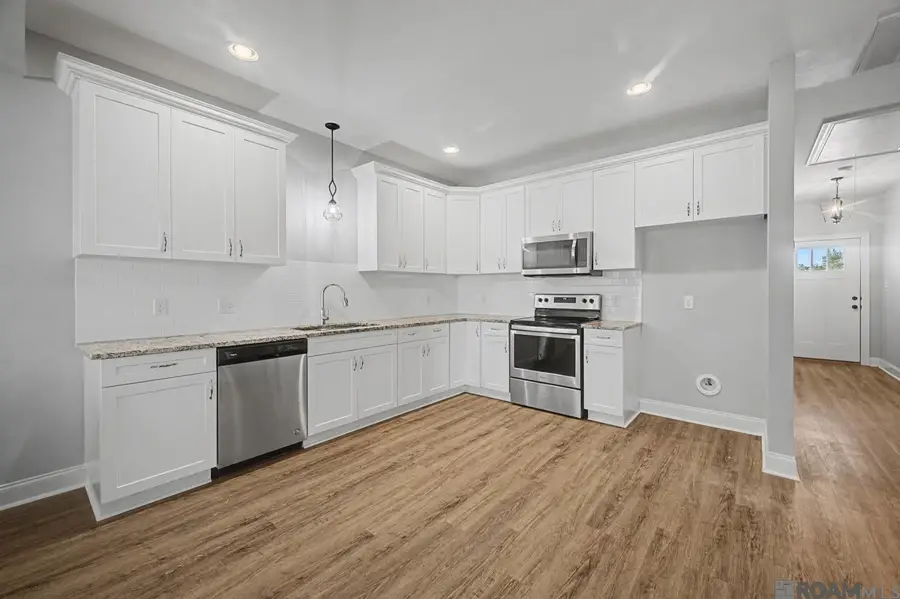 9900 Country Club Dr, Denham Springs, LA 70726 - Image #3