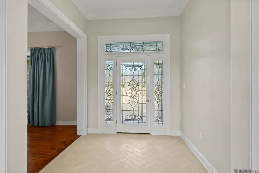 18030 Cascades Ave, Baton Rouge, LA 70810 - Image #2