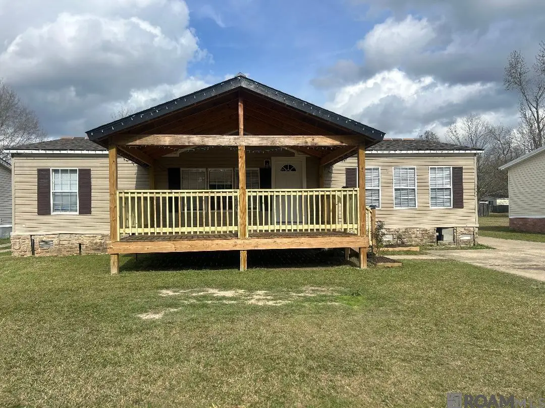 9727 Deer Run Ave, Zachary, LA 70791 - Image #1