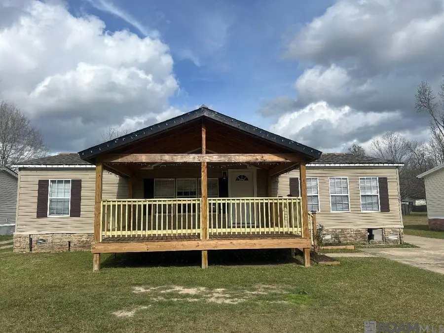 9727 Deer Run Ave, Zachary, LA 70791 - Image #2