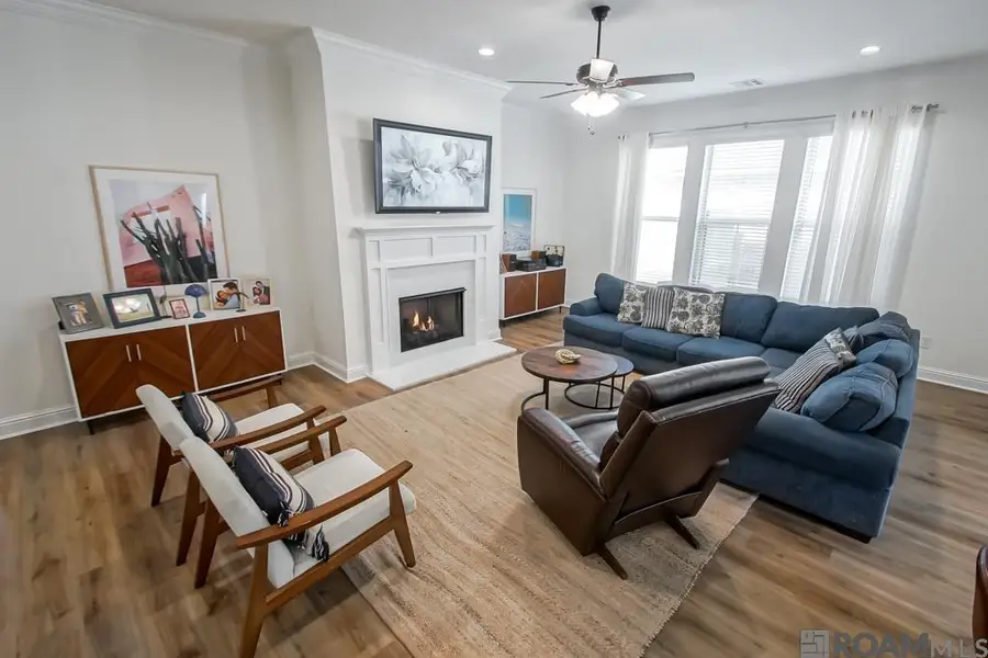 8922 Dalwood Dr, Denham Springs, LA 70726 - Image #3