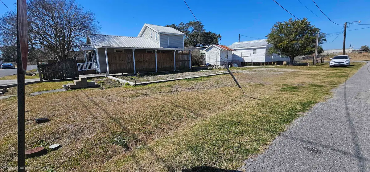 1002 Lafourche St, Lockport, LA 70374 - #1