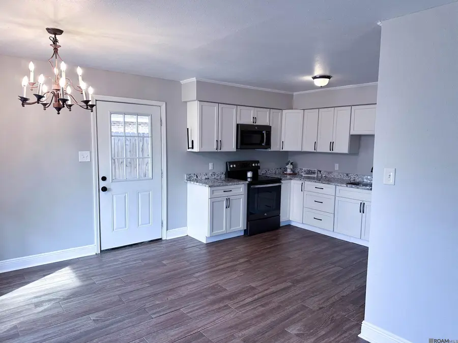 8849 SW Asphodel St, Denham Springs, LA 70726 - Image #3