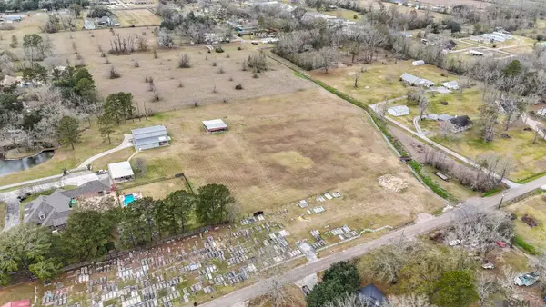 41174 La Hwy 933, Gonzales, LA 70737