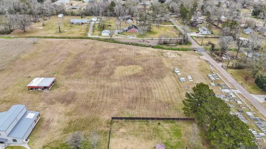 41174 La Hwy 933, Gonzales, LA 70737 - Image #2