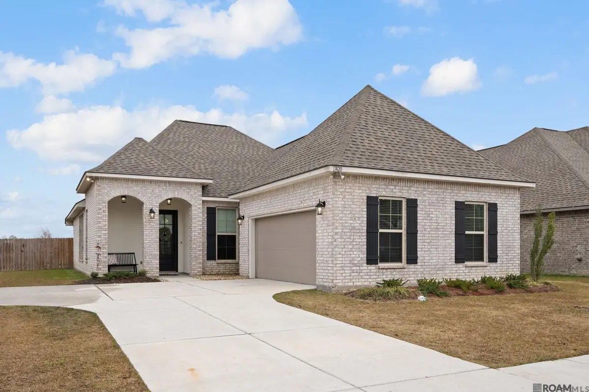 17420 Castle Dr, Prairieville, LA 70769 - #1