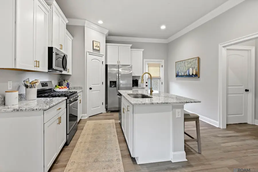 17420 Castle Dr, Prairieville, LA 70769 - #2