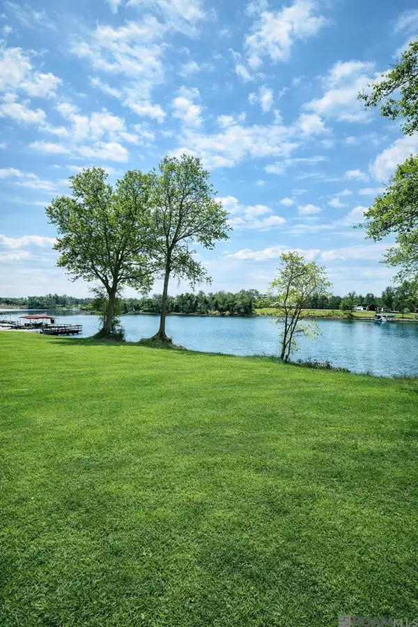 3797 Parhams Rd, Jonesville, LA 71343