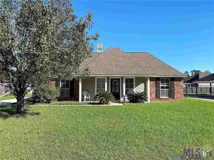 13563 S Trace Drive, Walker, LA 70785 - Image #2