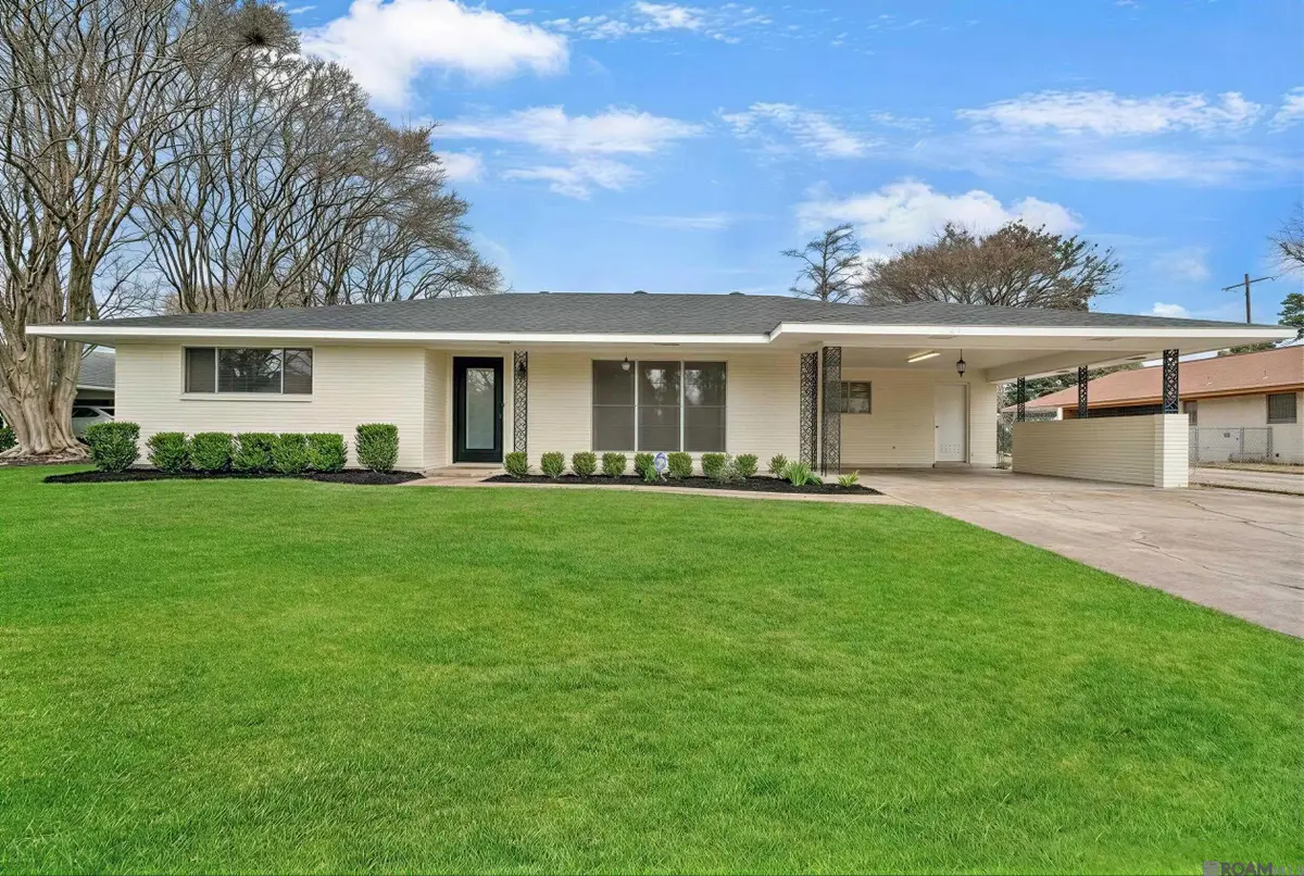 8343 Greenmoss Dr, Baton Rouge, LA 70806 - #1